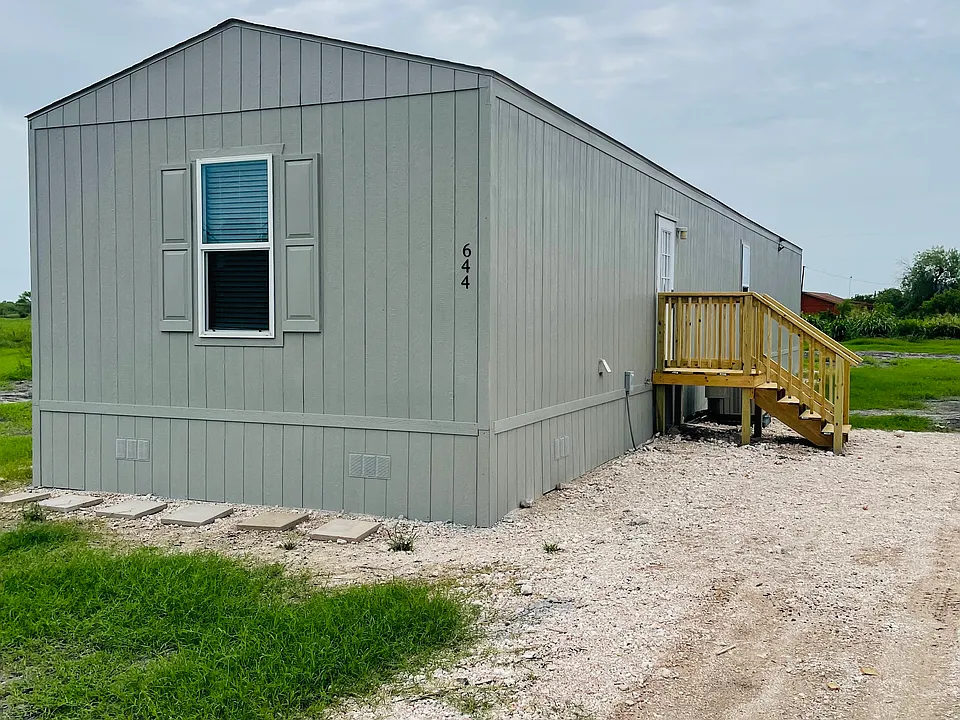 644 County Road 303 W