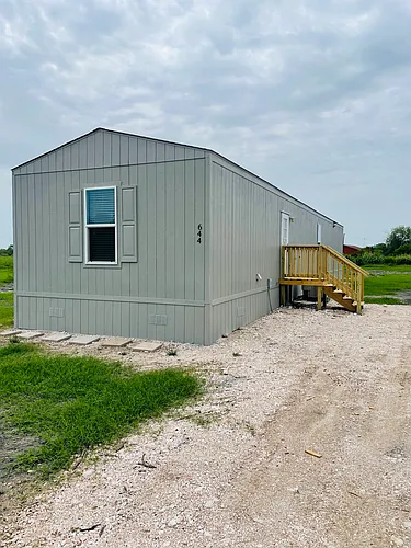 644 County Road 303 W Photo 1