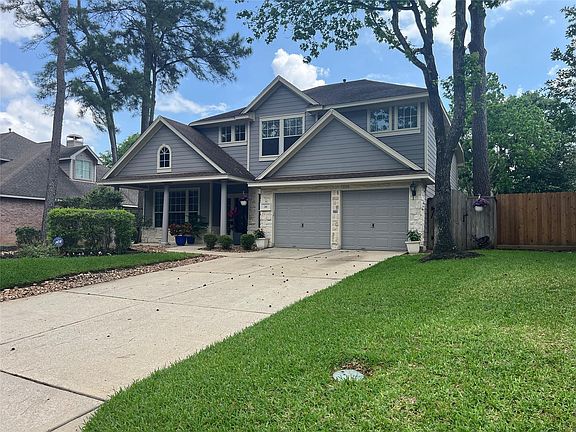 2nd image of 26 Merit Woods Pl