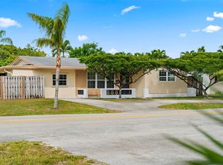 6461 Grant Ct, Hollywood, FL 33024