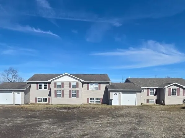 7428 Genesee Rd, Springville, NY 14141