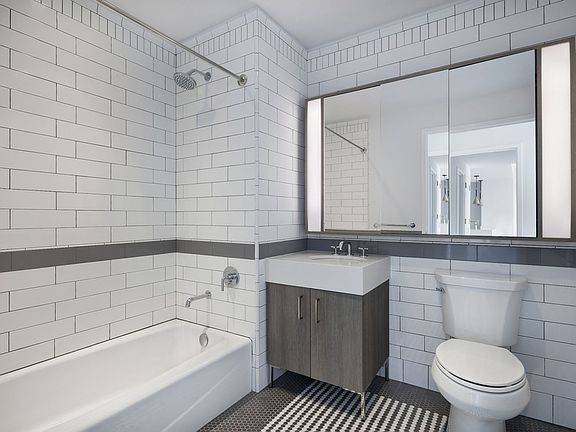 5th image of 515 W 38th St #20G