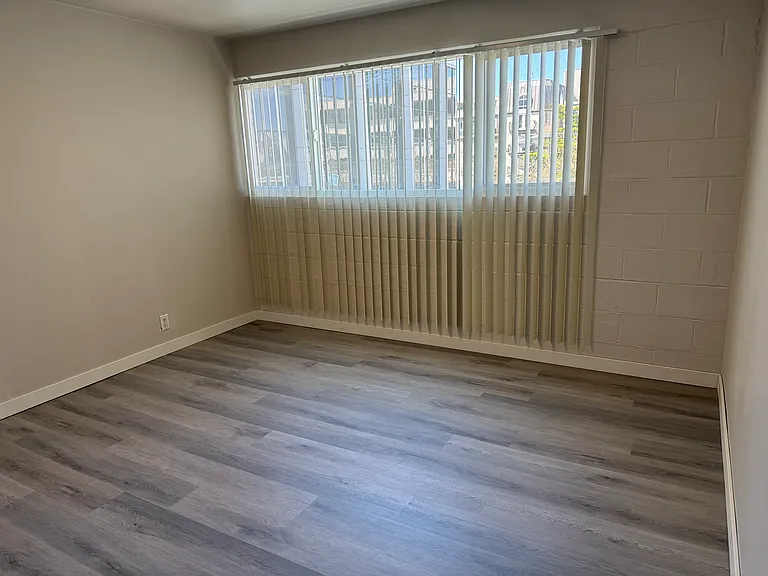219 Queen Anne Ave N #304 — Photo 8