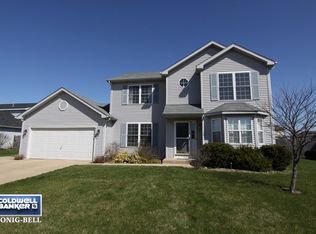 6008 Barkley Ct, McHenry, IL 60050