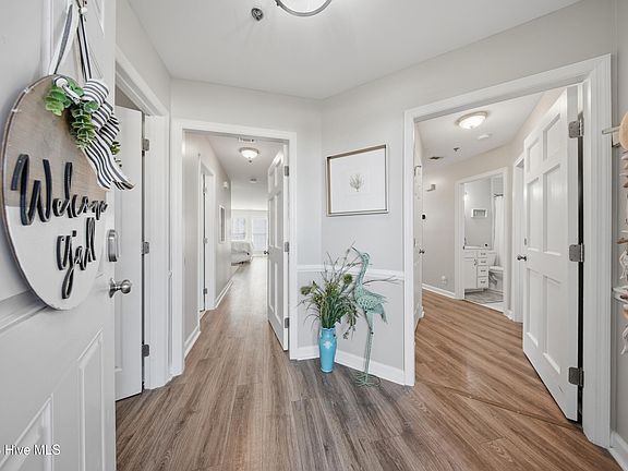 3rd image of 790 New River Inlet Road Unit 207a