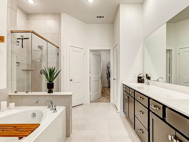 21110 Garden Palm Dr — Photo 9
