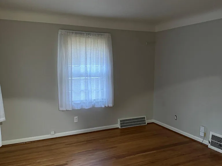 1311 N Alexander Ave — Photo 6