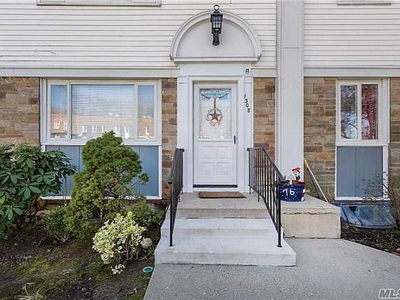2nd image of 13-00 Bell Blvd Unit 191