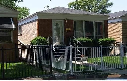 11400 S Ada St photo 1