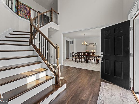 5th image of 15504 Over Land Ct
