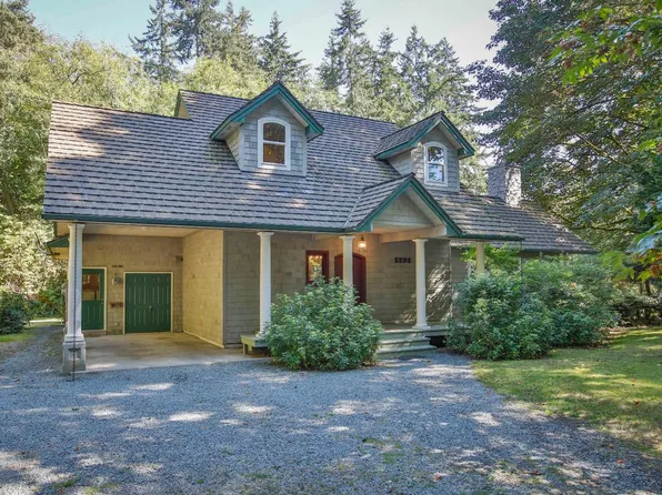 3293 French Rd, Clinton, WA 98236