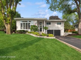 1409 Glencoe St, Wheaton, IL