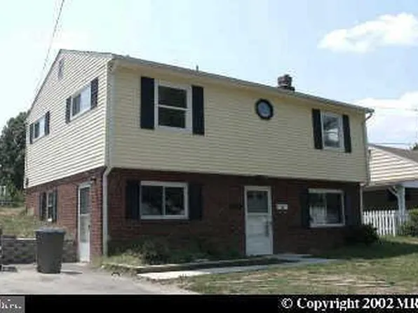 13208 Alison St, Woodbridge, VA 22191