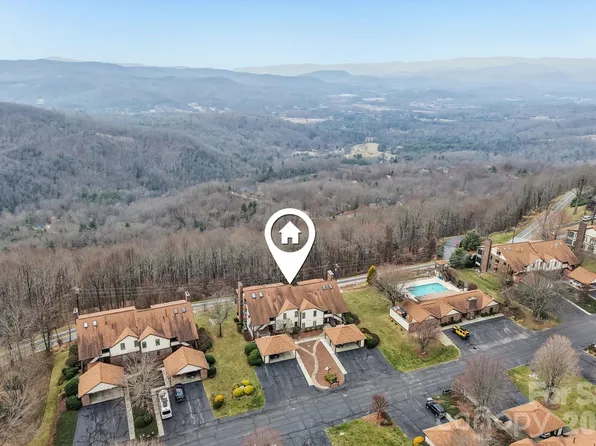 1601 Fleetwood Plz, Hendersonville, NC 28739