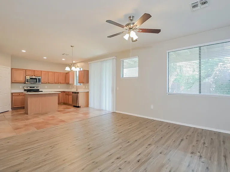 113 W Camino Rio Cebolla — Photo 6