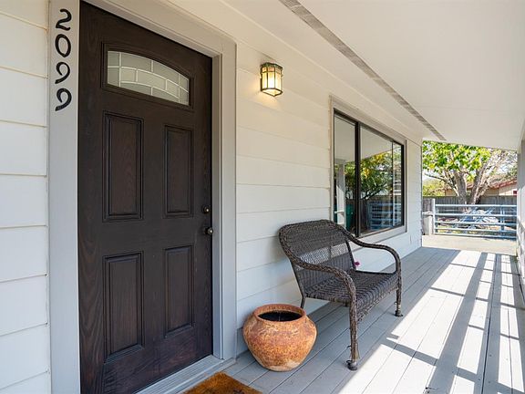 4th image of 2099 Curtis Drive