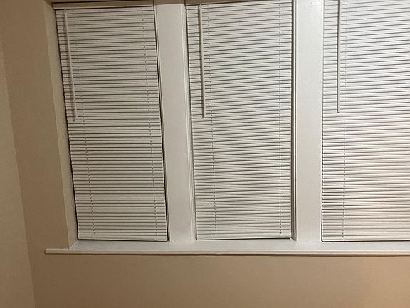 4th image of 823 S 19th Ave APT 2