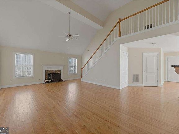 2nd image of 125 Park Mill Ct