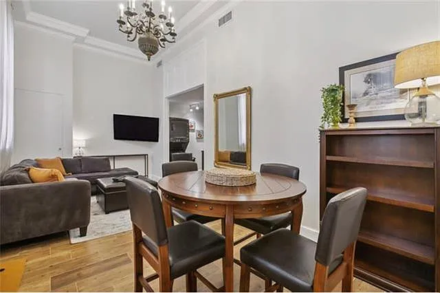2 bed, 1.5 bath, 795 sqft, $1,995 — Photo 4