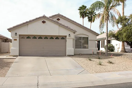 1690 E Countrywalk Ln Photo 1