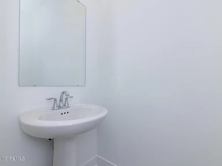18 Crimson Dr — Photo 12