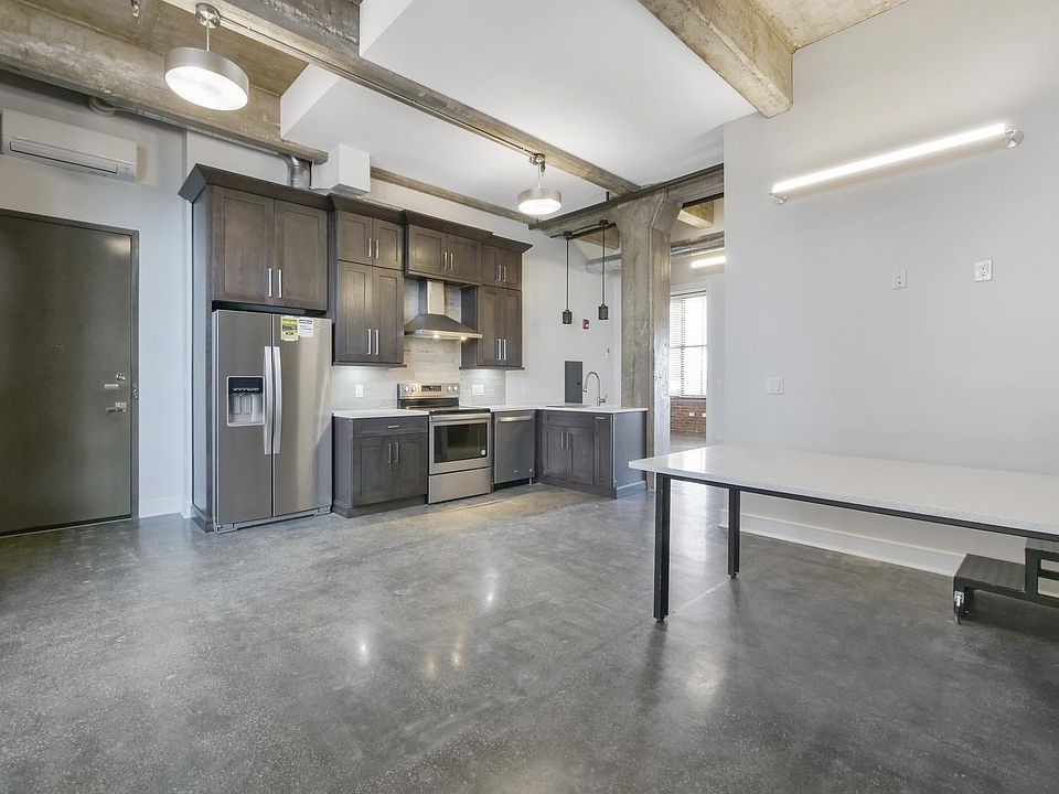1st image of 225 McWhorter St #311