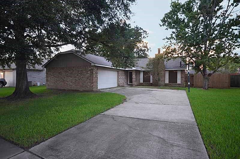 1st image of 10817 E Idlewood Dr
