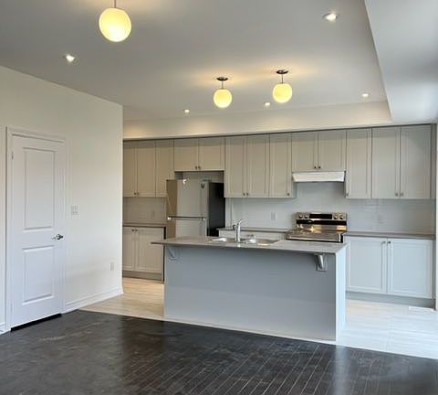 4th image of 40 Steamboat Way