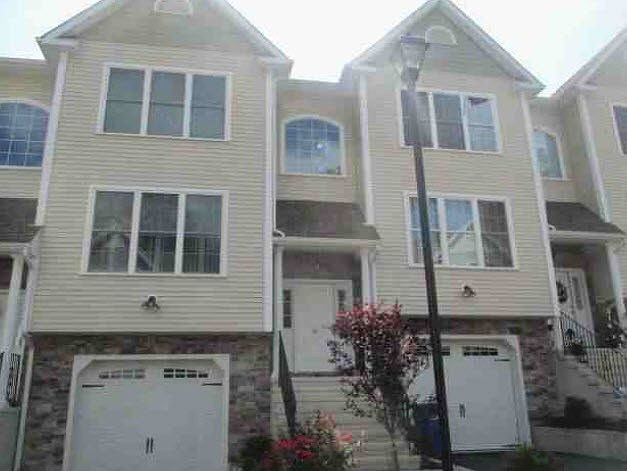 2nd image of 11 Short Oak Dr. #1502