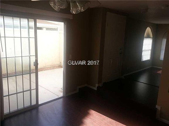 2nd image of 912 Sun Wood Dr #0