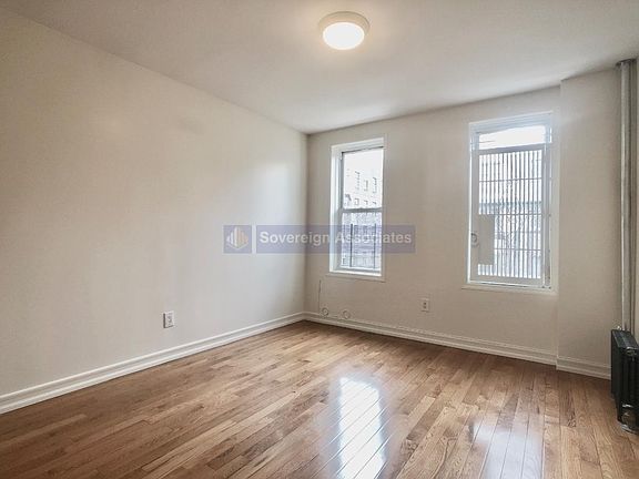 4th image of 175 Pinehurst Ave APT 4I