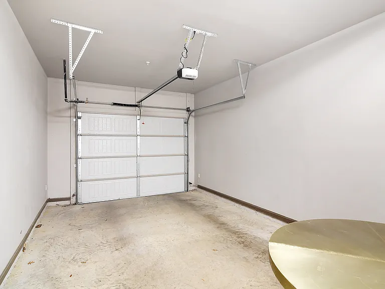 Audubon Park Apartment Homes — Photo 13