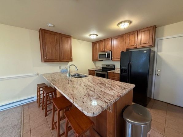 848 W Aaron Dr