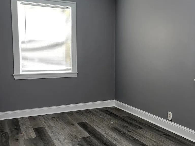2900-04 N Laramie Avenue W George St #5200-06 — Photo 74