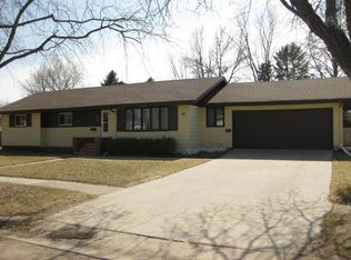 559 5th St SW, Perham, MN 56573