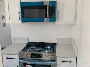 2225 Grand Ave, Long Beach, CA 90815