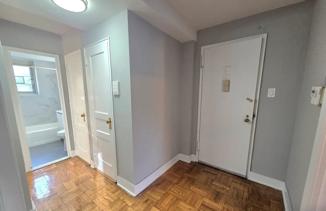 1 bed, 840 sqft, $2,335 — Photo 1