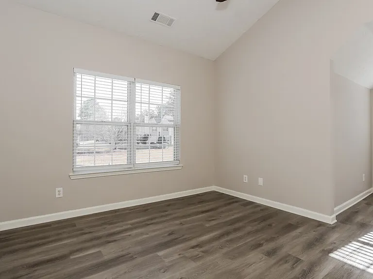 1020 Trotters Farm Rd — Photo 9