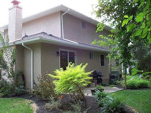 3rd image of 436 Anthony Ct