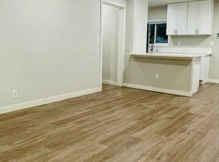 426 S Barrington Ave APT 6, Los Angeles, CA 90049