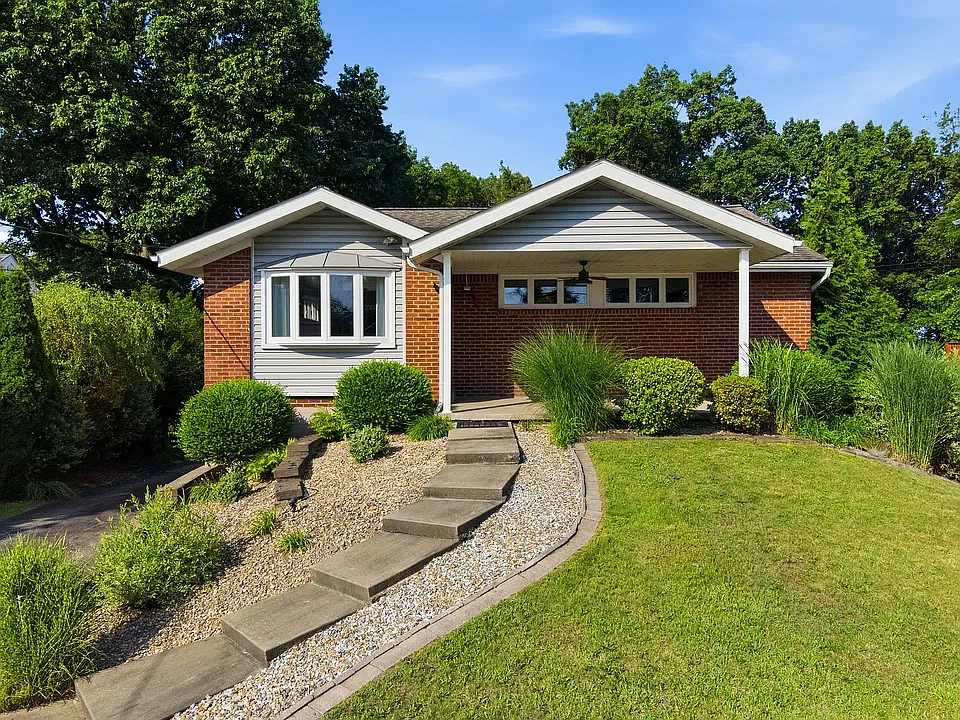 407 Dunbar Dr