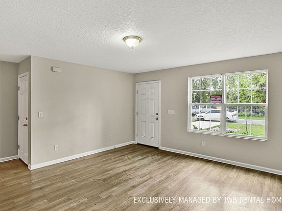 4th image of 1211 Orton St