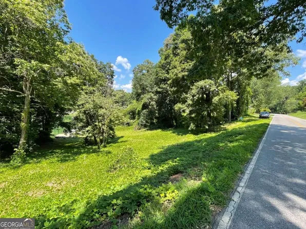 5 Old Highway 64 E, Hayesville, NC 28904