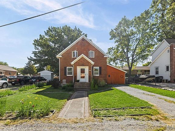 5th image of 608 S Church St