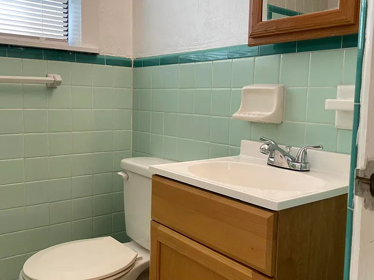 607 Jessamine Blvd #2 — Photo 16
