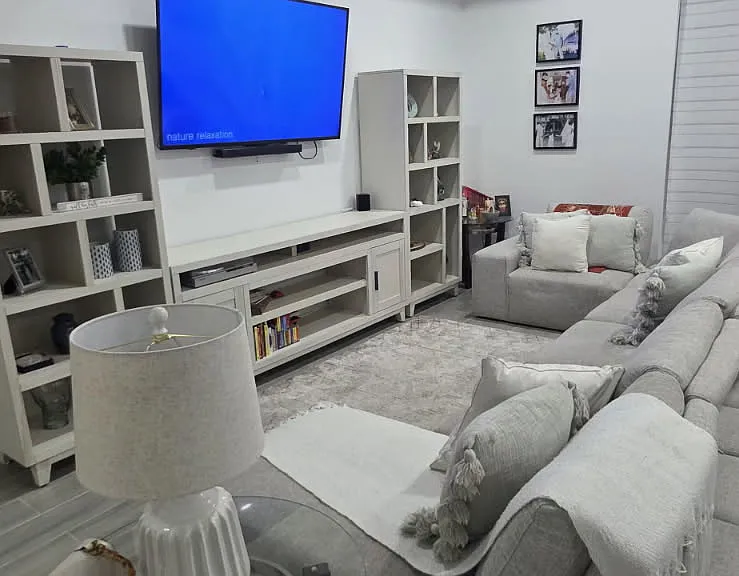 Living Room (Close Up)