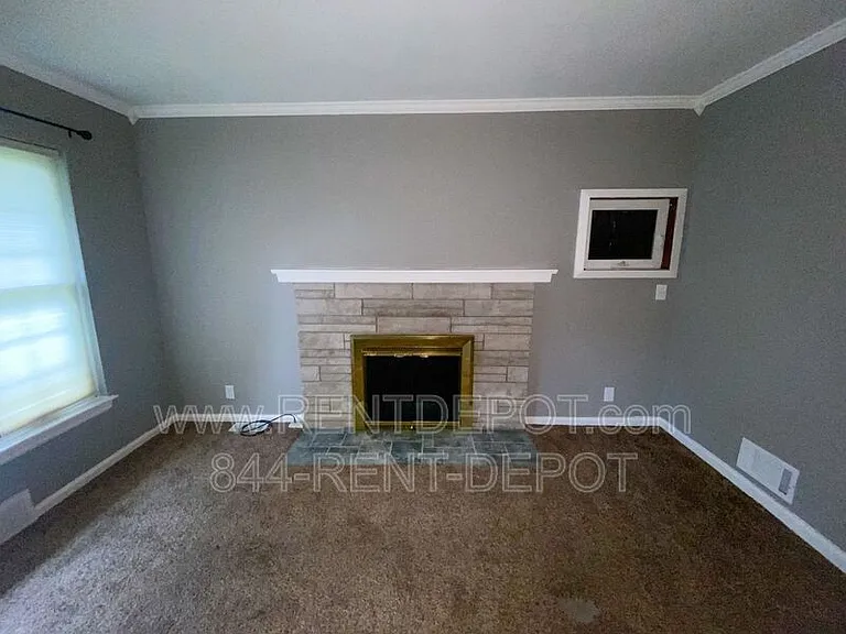 112 S Lincoln Park Dr — Photo 7