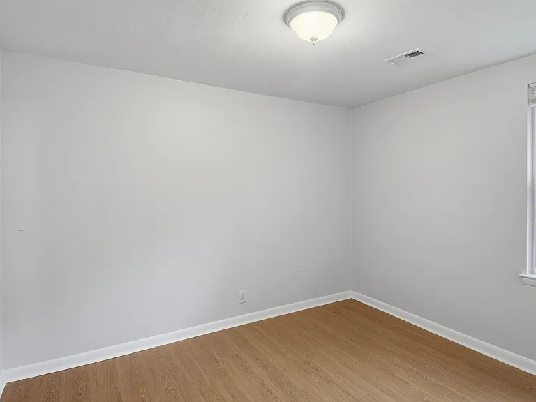 7222 Timberlane Dr — Photo 12