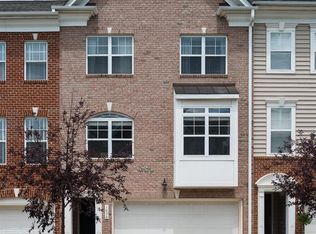 1036 Glenwood Station Ln, Charlottesville, VA 22901
