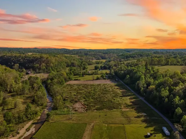 2122 Upper Brush Creek Rd, Hustonville, KY 40437